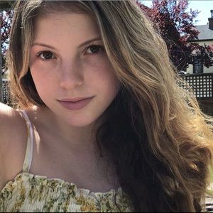 Meet your Posher, Alyssa